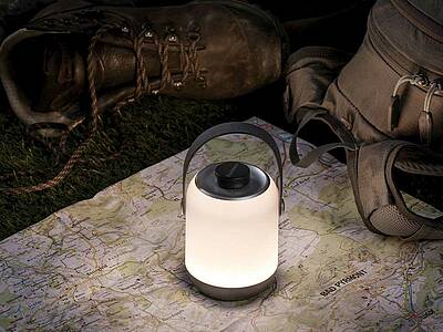 Die feinen, funktionellen Leuchten für unterwegs von Lampenwelt: Akku-Tischleuchte Clutch...