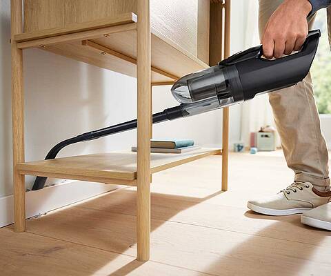 Der Flexxo Serie 4 bietet praktische 2in1-Flexibilität: er vereint Akku-Staubsauger und Handstaubsauger in einem Gerät.