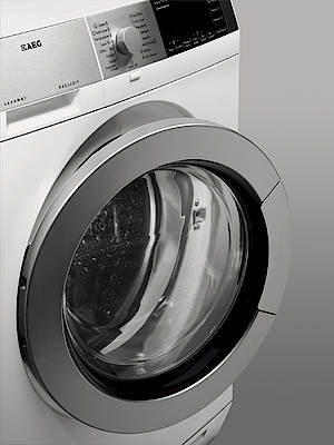 Pro Tex Plus-Waschmaschine mit Edelstahlbedienelementen und Drehknopf steuerbar. (Foto: AEG Electrolux)