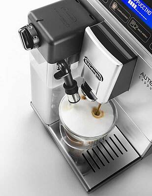 Die drei De'Longhi Kaffeevollautomaten der Autentica Serie bieten auf kleinstem Raum Kaffeevielfalt