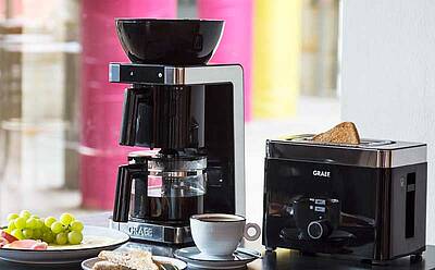 Leckerer Filterkaffee: Zubereitung wie von Hand – mit den Filterkaffeemaschinen FK 701 und FK 702 von Graef