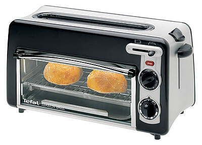 Toast N'Grill: Toaster und Ofen in einem Gerät - liefert knuspriges Brot, Pizza oder Toast Hawaii. (Fotos: Tefal)