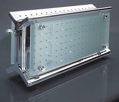 Hightlight ist der mit Swarovski-Kristallen veredelte Cristal Glass Toaster