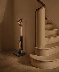 Der neue Dyson Clean+Wash Hygiene, Dysons bislang leichtester und hygienischster Nass- und Trockensauger, ist ab sofort erhältlich