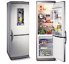 Tolle Idee - die Zapfanlage im Kühlschrank. Dank 301 Liter Nutzinhalt finden auch Lebensmittel ihren Platz