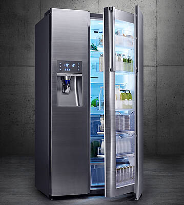Das Side-by-Side-Konzept des neuen Samsung Food Showcase ermöglicht eine intelligente Anordnung der Lebensmittel im Kühlschrank